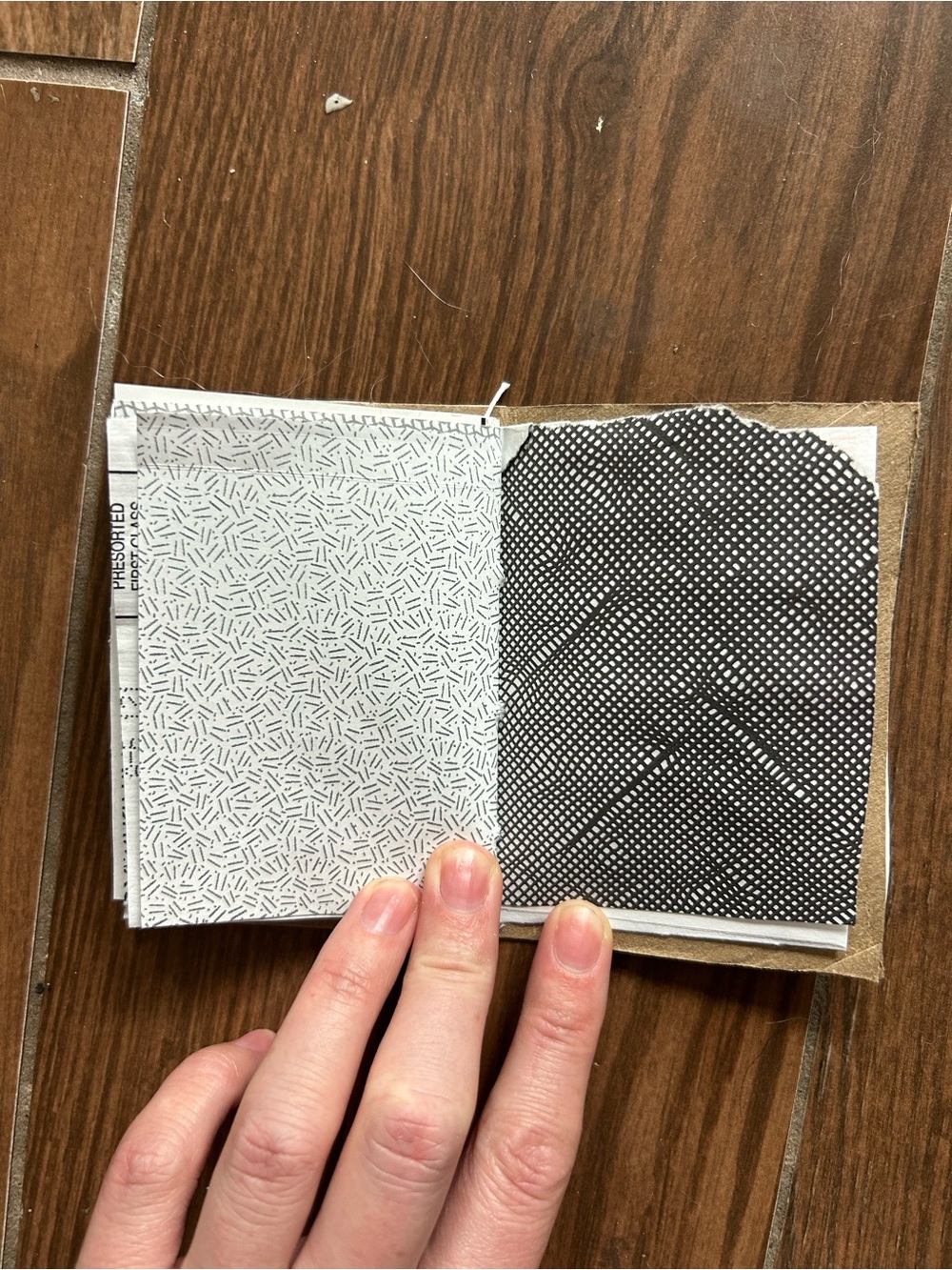 Mini‎ junk journal - Picture 3 of 3